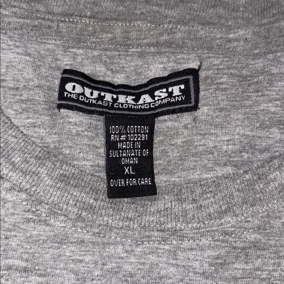 Gray and Red Graphic T-Shirt - Picture 5 of 11